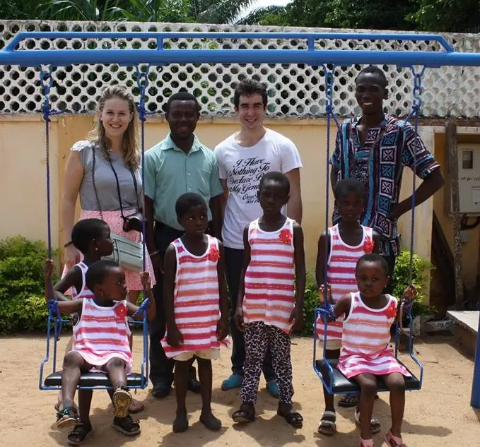 Donation à l’orphelinat — 1