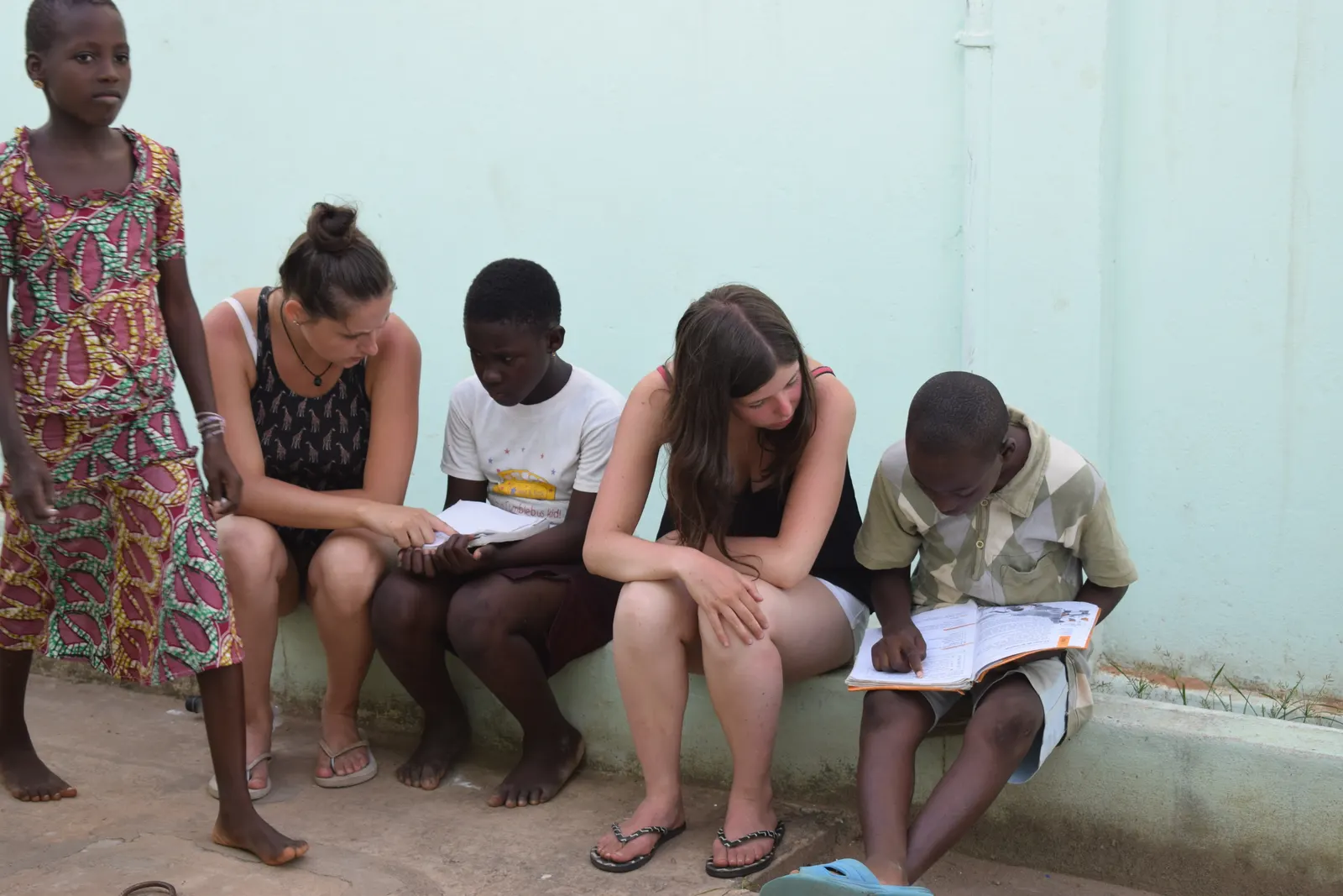 Mission éducation au Togo : Marine et Émilie en classe et au soutien scolaire — 2